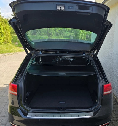 Volkswagen Passat cena 105000 przebieg: 135000, rok produkcji 2018 z Koszalin małe 407
